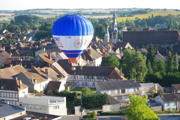À la rencontre de cette ville éclaboussée par les eaux de la Sioule